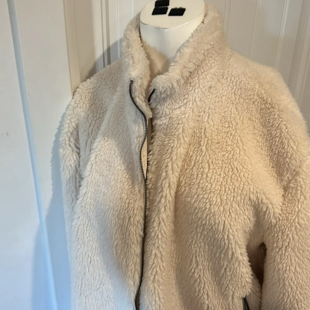 Universal Threads Jacket - Picture 2 of 5